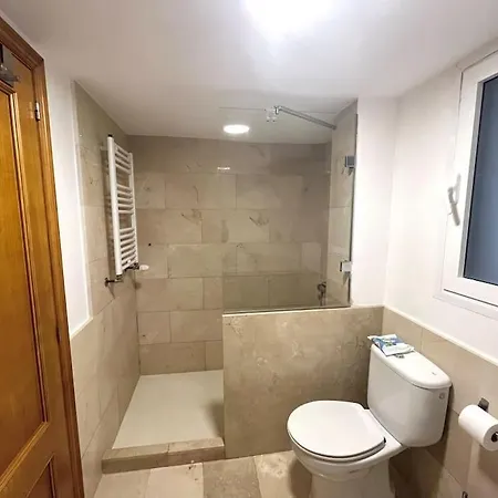 Privado Urbanizacion Con Piscina Y Parking Holiday home