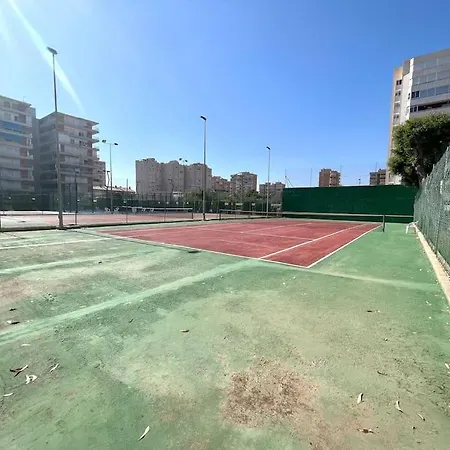 Privado Urbanizacion Con Piscina Y Parking Alicante