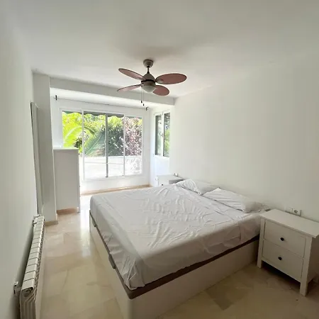 Privado Urbanizacion Con Piscina Y Parking Holiday home Alicante